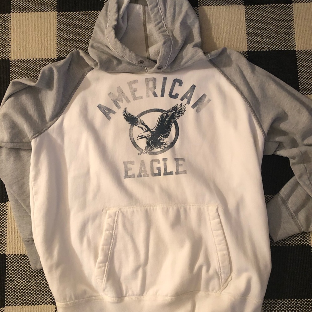 Men’s American Eagle hoodie